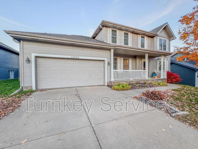 15222 Curtis Ave in Omaha, NE - Building Photo