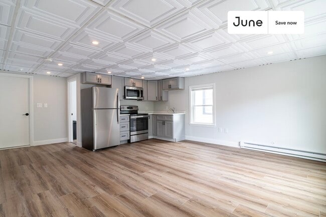 102 Cross St in Boston, MA - Building Photo - Building Photo