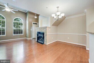 14207 St Germain Dr in Centreville, VA - Building Photo - Building Photo