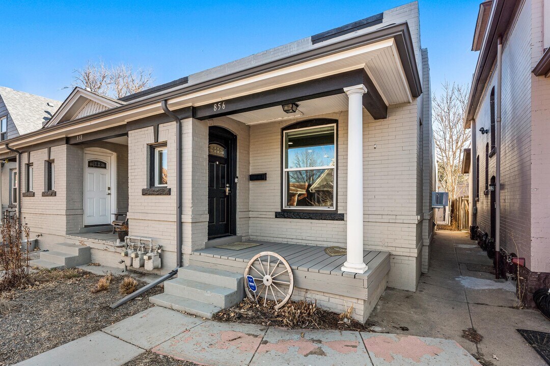 856 Fox St in Denver, CO - Building Photo