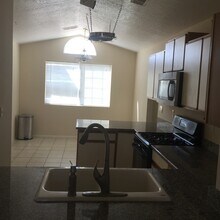7401 Branco Dr NE in Rio Rancho, NM - Building Photo - Building Photo