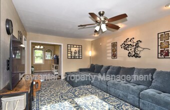 736 N Gary Pl in Tulsa, OK - Building Photo - Building Photo