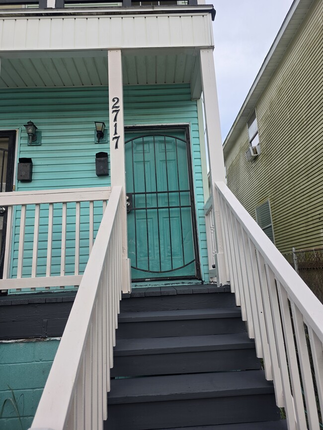 2717 Annette St, Unit 2719 Annette