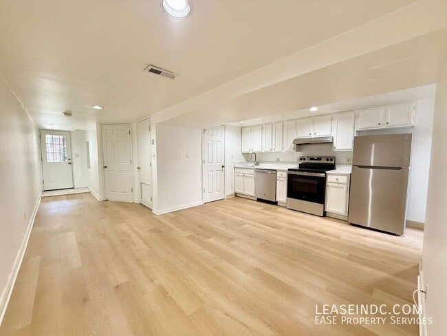 29 T St NW in Washington, DC - Building Photo - Building Photo