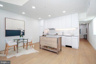 304 Florida Ave NW in Washington, DC - Building Photo - Building Photo