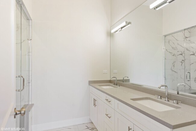 3116 N Clybourn Ave in Chicago, IL - Building Photo - Building Photo