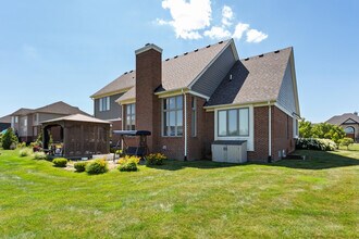 51180 Park Pl Dr in Northville, MI - Building Photo - Building Photo
