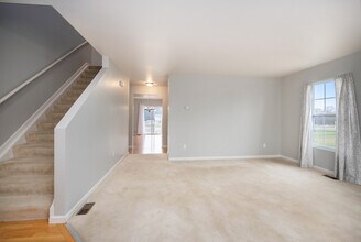8274 Cypress Way in Dexter, MI - Building Photo - Building Photo