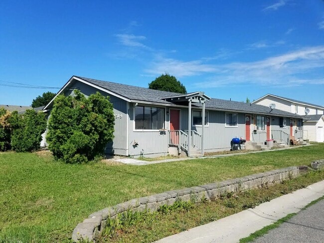 property at 1519 E 3rd Ave