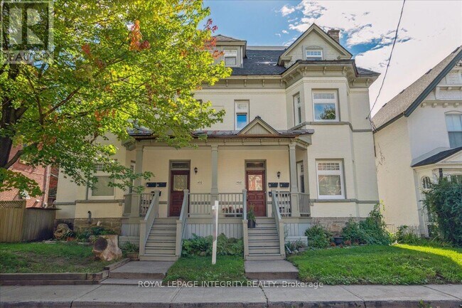 property at 468-468 Besserer St