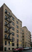 11 W 172nd St in Bronx, NY - Foto de edificio - Building Photo