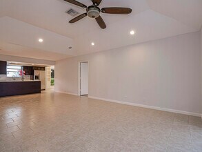 13867 Eastpointe Way in Palm Beach Gardens, FL - Building Photo - Building Photo