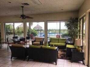 649 Windrush Bay Dr in Tarpon Springs, FL - Building Photo - Building Photo