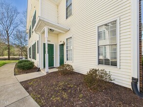 2111 Kudrow Ln, Unit 2111 in Morrisville, NC - Foto de edificio - Building Photo