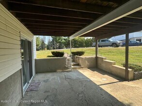 249 NY-32 in New Paltz, NY - Building Photo - Building Photo