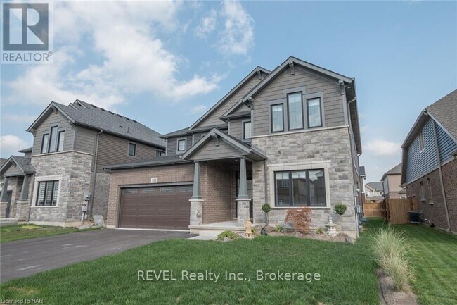 359 Silverwood Ave in Welland, ON - Building Photo - Building Photo