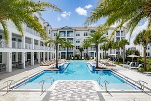 Summer House At Lake Apopka in Apopka, FL - Building Photo