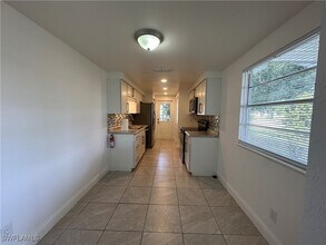 1125 Gifford Ave S in Lehigh Acres, FL - Building Photo - Building Photo