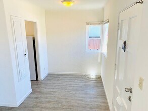 5050 Cape May Ave in San Diego, CA - Building Photo - Building Photo