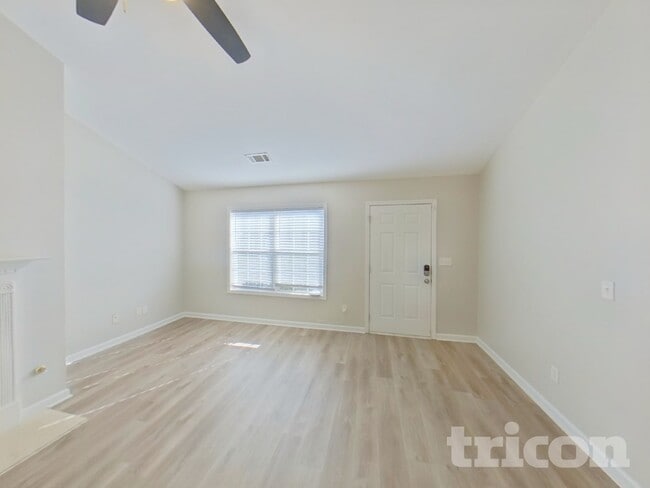 177 Whetstone Way in Villa Rica, GA - Foto de edificio - Building Photo