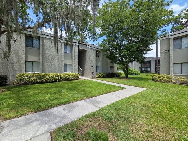 property at 152 Springwood Cir
