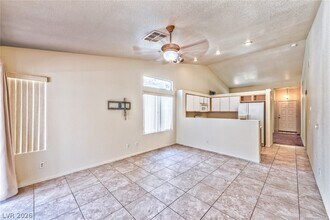 1854 Vista Del Oso Way in North Las Vegas, NV - Building Photo - Building Photo