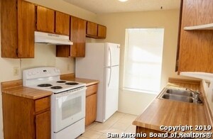 12250 Ridge Crown St in San Antonio, TX - Foto de edificio - Building Photo