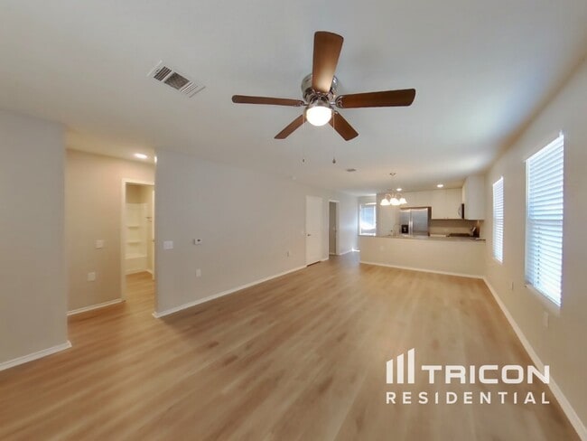 13118 Ashworth Blvd in San Antonio, TX - Building Photo - Building Photo