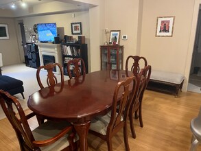 745 Bellevue Ave E-Unit -204 in Seattle, WA - Building Photo - Building Photo