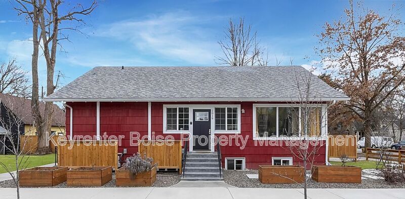 1017 W Sherman St in Boise, ID - Building Photo