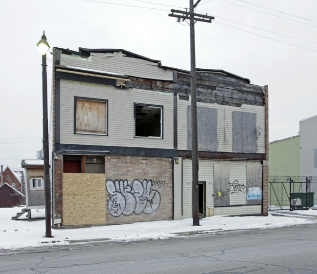 7526-7528 Oakland St in Detroit, MI - Building Photo - Building Photo