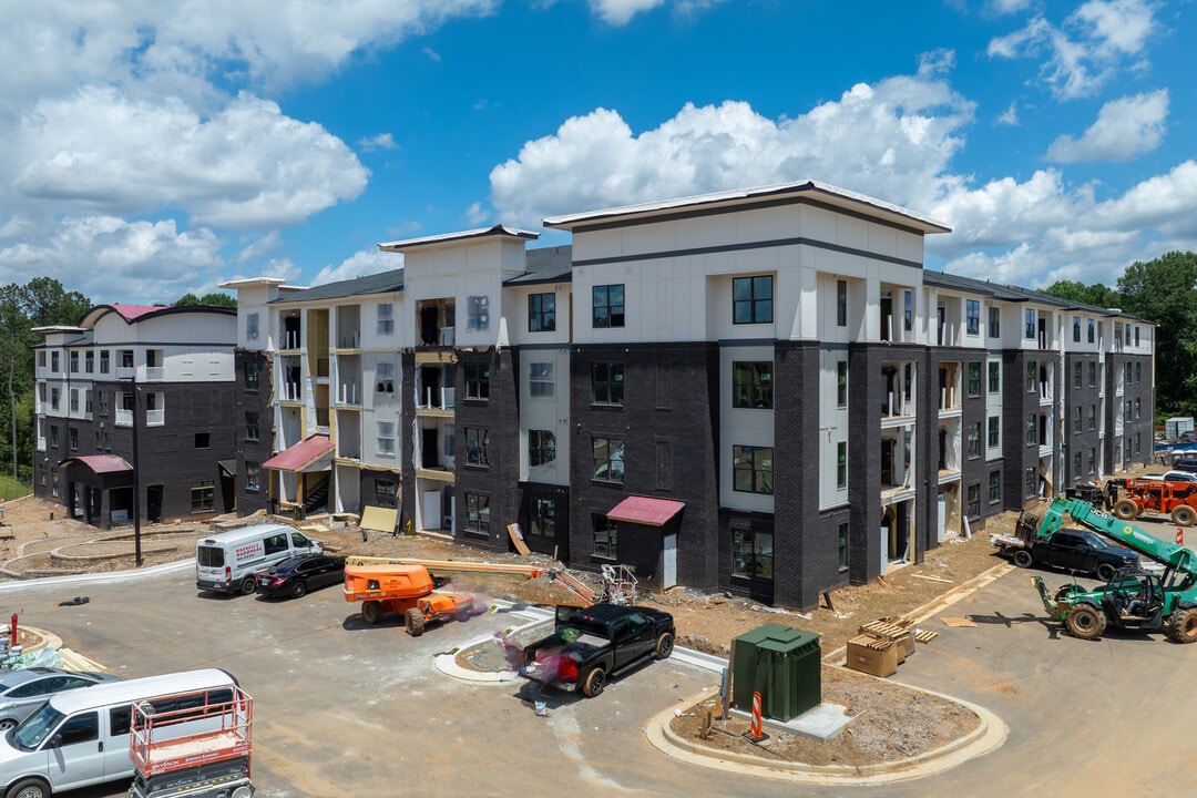 Argento at Sugarloaf in Lawrenceville, GA - Building Photo