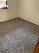 2242 Calaveras Ave in Davis, CA - Building Photo - Building Photo