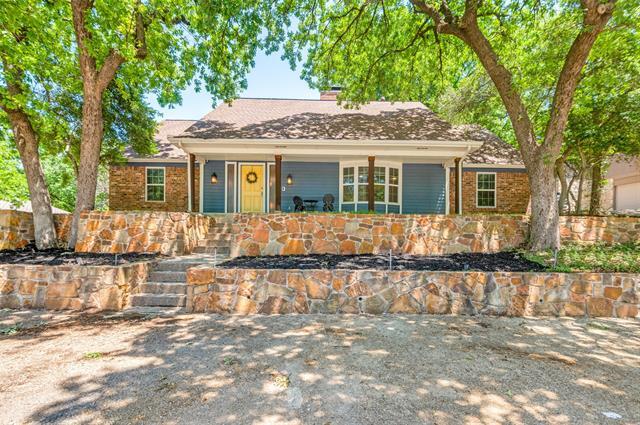 2711 Lincoln Dr in Arlington, TX - Building Photo
