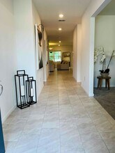 30572 Thunderbird Dr in Wesley Chapel, FL - Building Photo - Building Photo