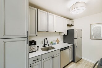 Lynnwood Country Club in Lynnwood, WA - Foto de edificio - Building Photo