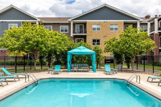 Sierra Pointe Apartments