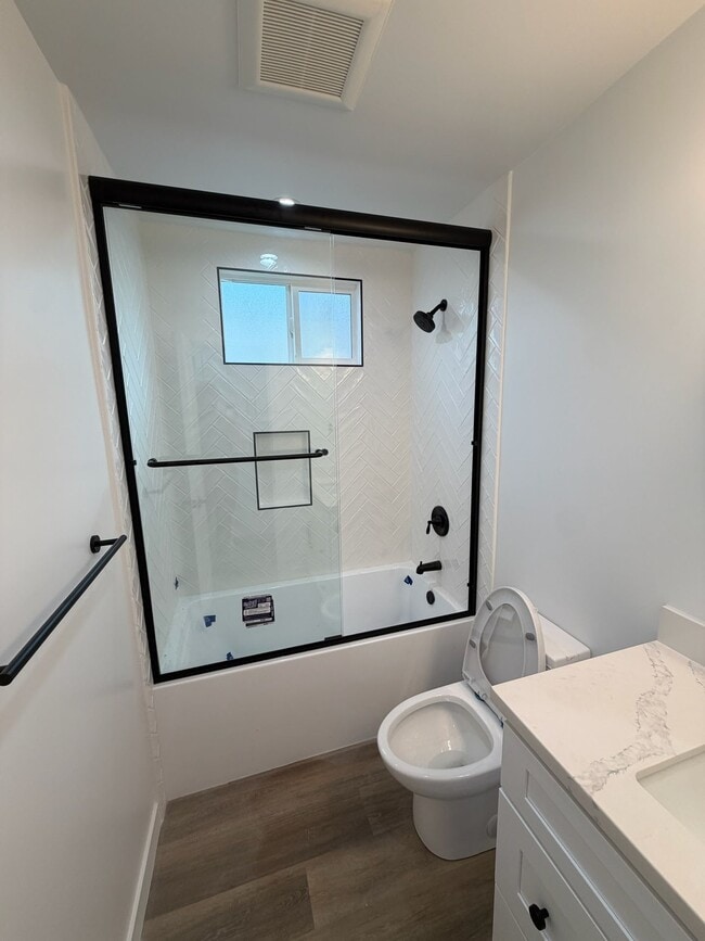 10909 Morrison St in North Hollywood, CA - Building Photo - Building Photo