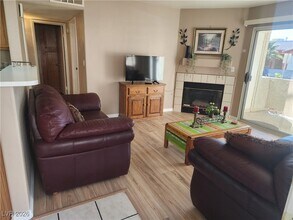 5140 Mandalay Springs Dr in Las Vegas, NV - Building Photo - Building Photo