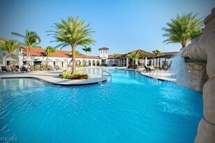 11784 Grand Belvedere Way in Ft. Myers, FL - Building Photo