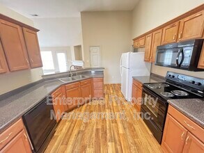 2724 Green Turtle Trail in Memphis, TN - Building Photo - Building Photo