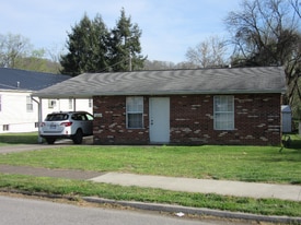 4237 Auburn Rd in Huntington, WV - Building Photo