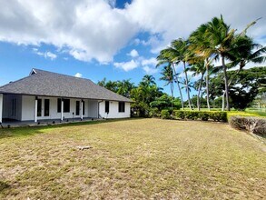 961 Kealaolu Ave in Honolulu, HI - Building Photo - Building Photo