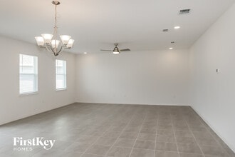 3208 John Young Pkwy in Kissimmee, FL - Building Photo - Building Photo