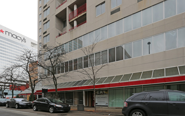 Garfield Suites Hotel Redevelopment in Cincinnati, OH - Foto de edificio - Building Photo