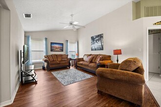 800 Potomac Dr in Melbourne, FL - Building Photo - Building Photo
