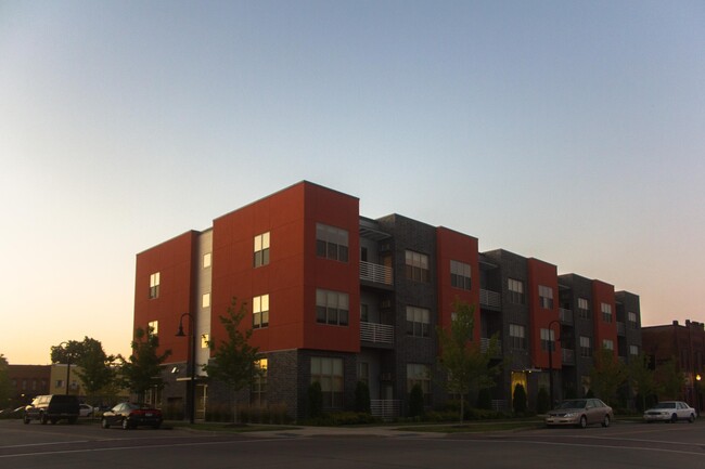312 Wisconsin Street in Eau Claire, WI - Building Photo - Building Photo