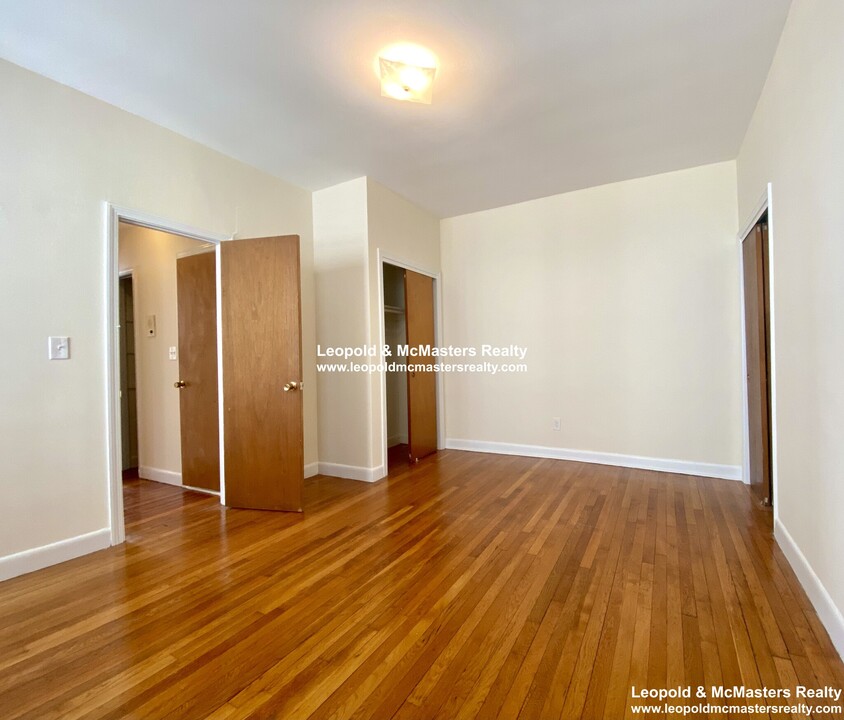 64 Brighton Ave in Boston, MA - Building Photo
