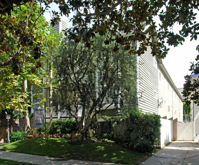 3636 Watseka Ave in Los Angeles, CA - Foto de edificio - Building Photo