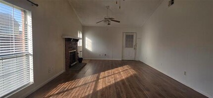 822 Colchester Dr in Mesquite, TX - Foto de edificio - Building Photo